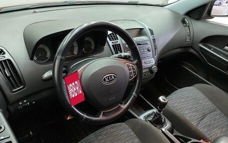 KIA cee'd I рестайлинг, 2008 год, 649 000 рублей, 2 фотография