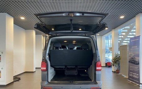 Volkswagen Caravelle T5, 2013 год, 2 009 000 рублей, 30 фотография