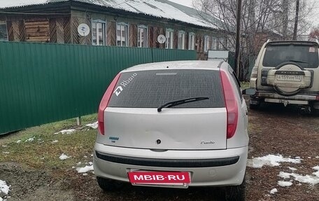 Fiat Punto III Punto Evo рестайлинг, 2002 год, 250 000 рублей, 4 фотография