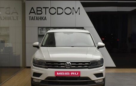 Volkswagen Tiguan II, 2017 год, 2 249 000 рублей, 2 фотография