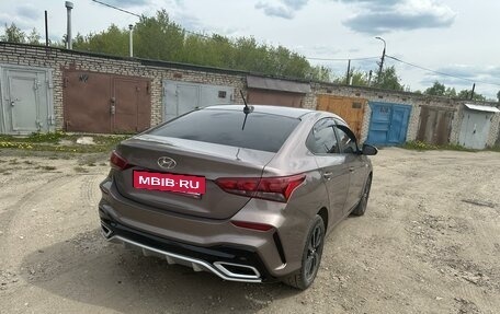 Hyundai Solaris II рестайлинг, 2019 год, 1 800 000 рублей, 5 фотография