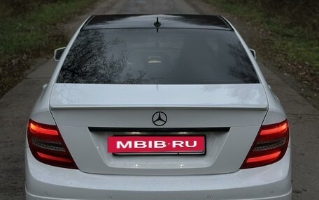 Mercedes-Benz C-Класс, 2012 год, 1 750 000 рублей, 3 фотография