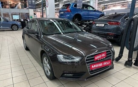 Audi A4, 2012 год, 1 597 000 рублей, 3 фотография