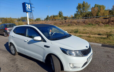 KIA Rio III рестайлинг, 2013 год, 900 000 рублей, 4 фотография