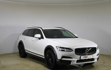 Volvo V90 Cross Country I рестайлинг, 2018 год, 2 900 000 рублей, 3 фотография