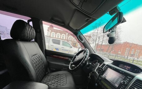 Toyota Land Cruiser Prado 120 рестайлинг, 2006 год, 2 000 000 рублей, 11 фотография