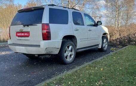 Chevrolet Tahoe III, 2013 год, 1 780 000 рублей, 5 фотография