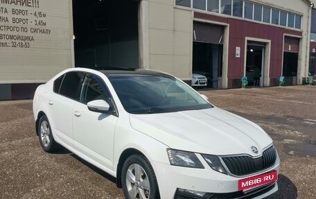 Skoda Octavia, 2018 год, 1 450 000 рублей, 3 фотография