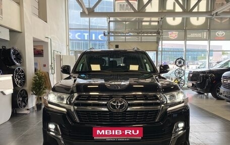 Toyota Land Cruiser 200, 2019 год, 7 890 000 рублей, 3 фотография