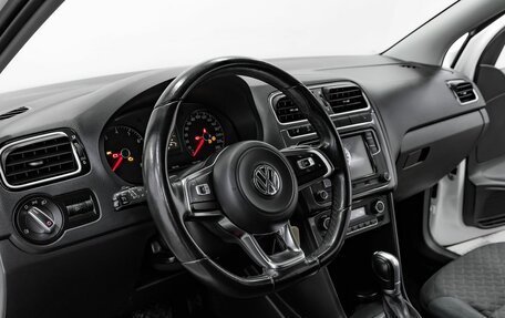 Volkswagen Polo VI (EU Market), 2019 год, 1 365 000 рублей, 12 фотография