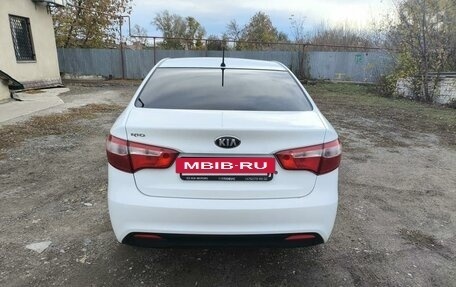 KIA Rio III рестайлинг, 2013 год, 820 000 рублей, 7 фотография