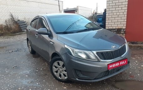 KIA Rio III рестайлинг, 2013 год, 800 000 рублей, 1 фотография