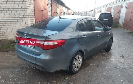 KIA Rio III рестайлинг, 2013 год, 800 000 рублей, 3 фотография