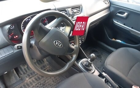 KIA Rio III рестайлинг, 2013 год, 800 000 рублей, 8 фотография