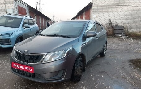 KIA Rio III рестайлинг, 2013 год, 800 000 рублей, 2 фотография