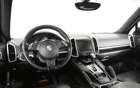 Porsche Cayenne III, 2013 год, 2 615 000 рублей, 19 фотография