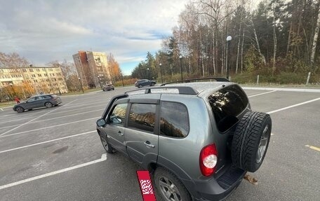 Chevrolet Niva I рестайлинг, 2017 год, 750 000 рублей, 9 фотография