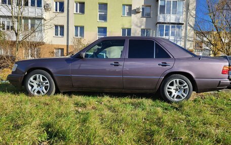 Mercedes-Benz W124, 1987 год, 495 000 рублей, 2 фотография