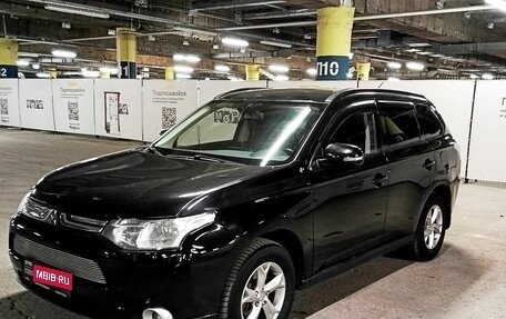 Mitsubishi Outlander III рестайлинг 3, 2013 год, 1 475 000 рублей, 1 фотография