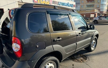 Chevrolet Niva I рестайлинг, 2013 год, 860 000 рублей, 9 фотография