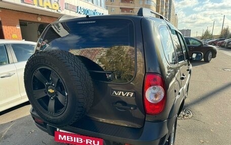 Chevrolet Niva I рестайлинг, 2013 год, 860 000 рублей, 8 фотография