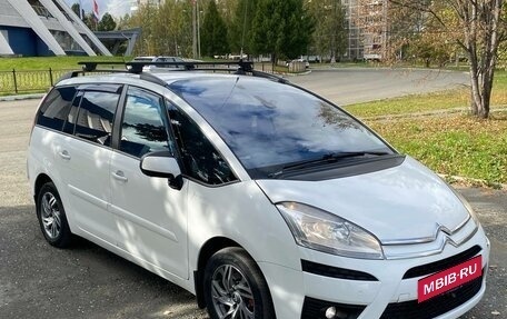 Citroen C4 Picasso II рестайлинг, 2012 год, 750 000 рублей, 2 фотография