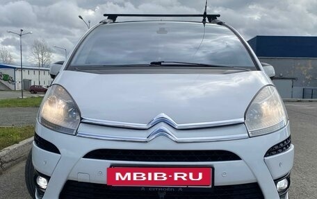 Citroen C4 Picasso II рестайлинг, 2012 год, 750 000 рублей, 13 фотография