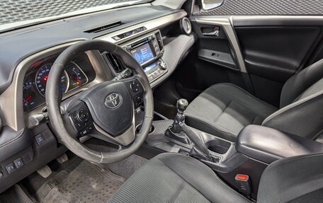 Toyota RAV4, 2015 год, 2 060 000 рублей, 22 фотография