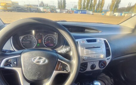 Hyundai i20 IB рестайлинг, 2010 год, 845 000 рублей, 13 фотография