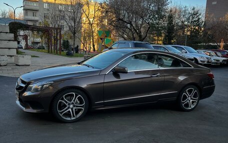 Mercedes-Benz E-Класс, 2014 год, 2 500 000 рублей, 6 фотография