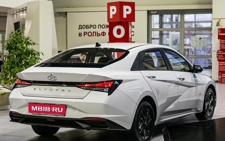 Hyundai Elantra, 2023 год, 2 440 000 рублей, 5 фотография