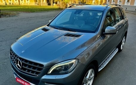 Mercedes-Benz M-Класс, 2012 год, 2 685 000 рублей, 3 фотография