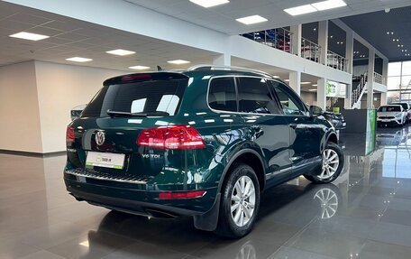 Volkswagen Touareg III, 2012 год, 2 495 000 рублей, 2 фотография