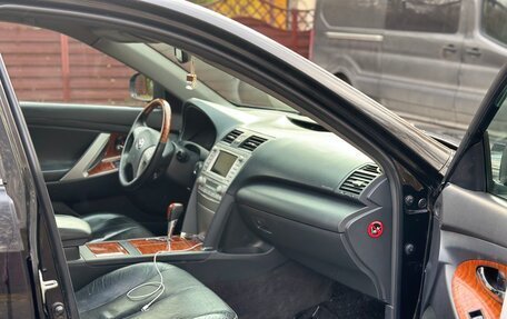 Toyota Camry, 2011 год, 970 000 рублей, 8 фотография