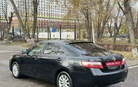 Toyota Camry, 2011 год, 970 000 рублей, 5 фотография