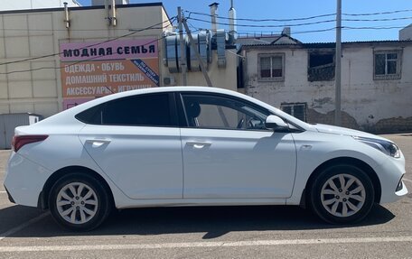 Hyundai Solaris II рестайлинг, 2019 год, 1 600 000 рублей, 2 фотография