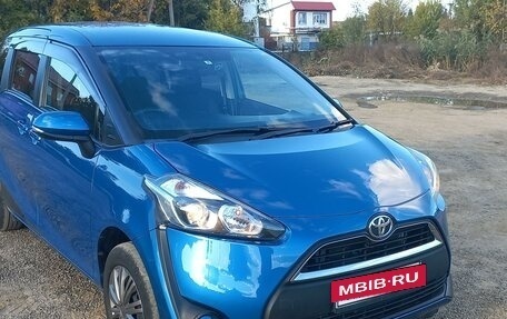 Toyota Sienta II, 2015 год, 1 465 000 рублей, 6 фотография