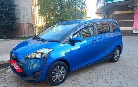 Toyota Sienta II, 2015 год, 1 465 000 рублей, 4 фотография