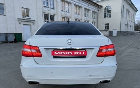 Mercedes-Benz E-Класс, 2012 год, 1 800 000 рублей, 6 фотография