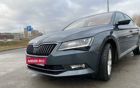 Skoda Superb III рестайлинг, 2018 год, 2 600 000 рублей, 10 фотография