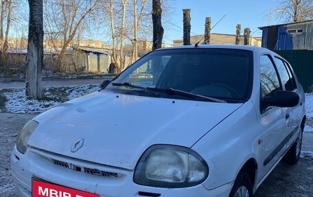 Renault Clio III, 2000 год, 134 999 рублей, 14 фотография