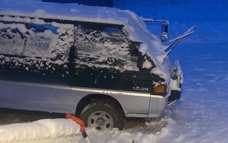 Mitsubishi Delica III, 1988 год, 380 000 рублей, 18 фотография