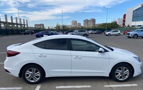 Hyundai Elantra VI рестайлинг, 2019 год, 1 750 000 рублей, 3 фотография