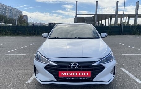 Hyundai Elantra VI рестайлинг, 2019 год, 1 750 000 рублей, 2 фотография