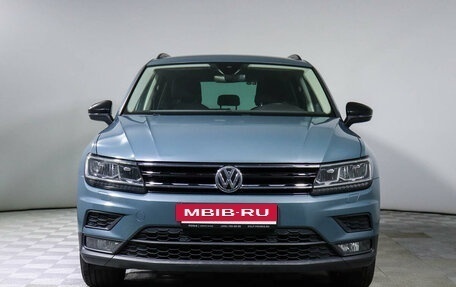 Volkswagen Tiguan II, 2019 год, 2 650 000 рублей, 2 фотография