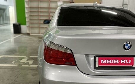 BMW 5 серия, 2007 год, 1 090 000 рублей, 5 фотография