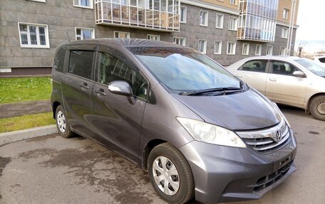 Honda Freed I, 2013 год, 1 260 000 рублей, 4 фотография