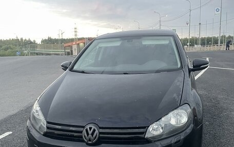 Volkswagen Golf VI, 2011 год, 640 000 рублей, 1 фотография