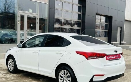 Hyundai Solaris II рестайлинг, 2017 год, 1 410 000 рублей, 3 фотография