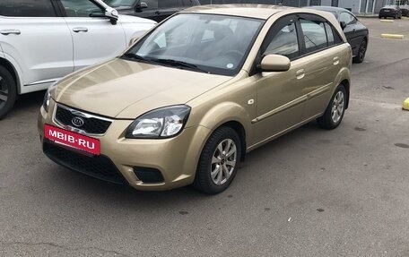 KIA Rio II, 2011 год, 550 000 рублей, 2 фотография